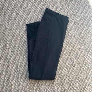 Black leggings (size L)
